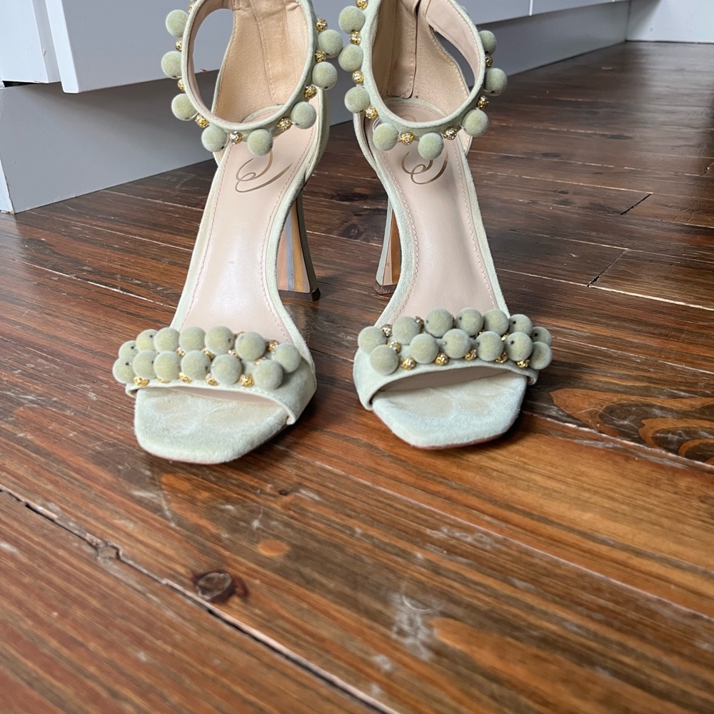 Sam Edelman Pumps in Spring’s IT Color Mint Green